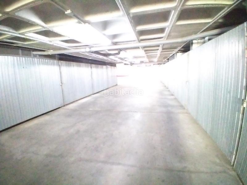 Foto 64726d4b-c1df-4a35-8726-5977dc54f624. Posto auto in calle cabezarados 2 in PAU 2-600 Puertollano