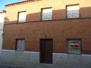 Casa aparellada  Calle madre josefa