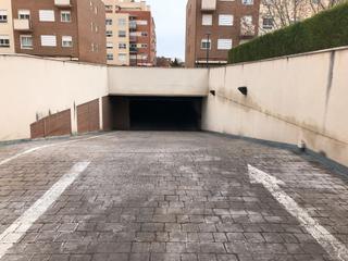 Aparcament cotxe  Calle alonso céspedes guzmán. Gran liquidación de plazas de garajes