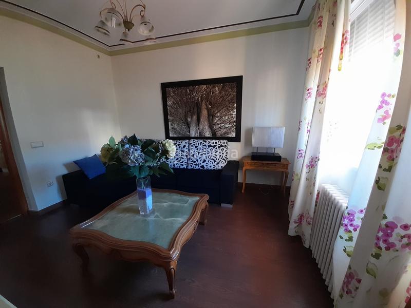 Foto 412dc2fc-17ae-48b6-9cbc-b1d989f55c51. Casa con riscaldamento parcheggio in PAU 2-600 Puertollano