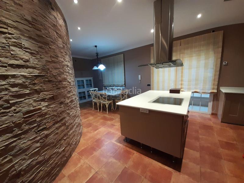 Foto 5189f2e9-97c3-4fe3-96f6-4b14c90e13f6. Casa con riscaldamento parcheggio in PAU 2-600 Puertollano