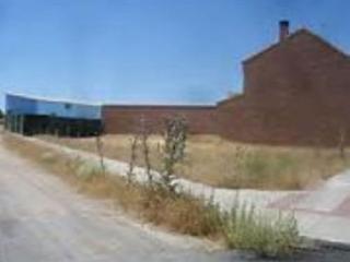 Terreny residencial  Calle la feria. Oportunidad! pase su oferta! facilidades de financiación!