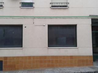 Local Comercial  Calle aguabuena. Local comercial en esquina