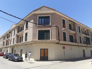 Local commercial  Calle de jacinto benavente. Local comercial en venta