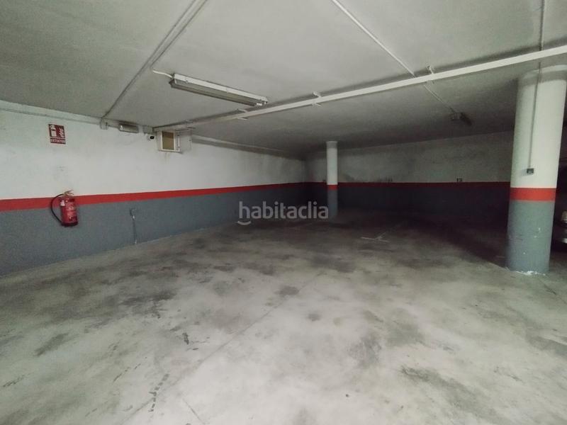 Foto fe52198e-3f0a-4b55-8d31-0ef3b3468aa1. Aparcament cotxe a Tomelloso