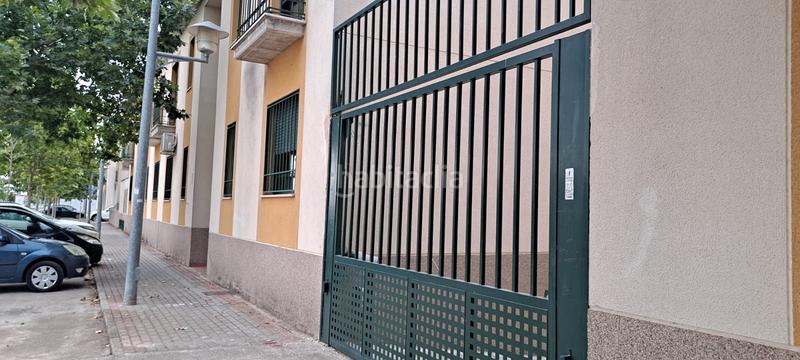 Foto 869ecea9-3e0b-4481-b524-f75c17c66f11. Parking voiture dans Tomelloso