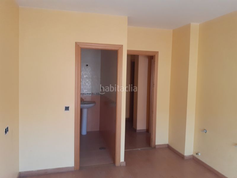 Foto 83a8f9fb-fb41-4596-9d01-177f8bc7fdf9. Apartament a Daimiel