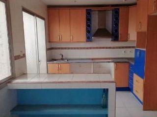 Appartement  Calle hospital. Piso muy amplio