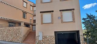 Aparcament cotxe  N-310. Plaza de garaje en buena zona residencial