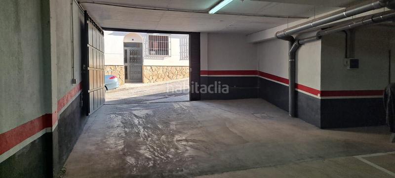 Foto 5f4e08a9-595c-4503-befe-912ce1c130fd. Parking voiture dans Ruidera