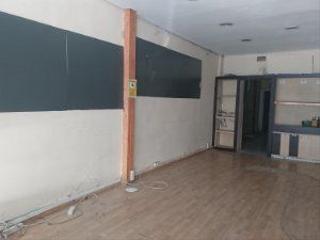 Local Comercial en Calle de la Paloma