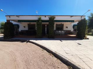Casa  Calle cervantes. En venta chalet en argamasilla de ctva