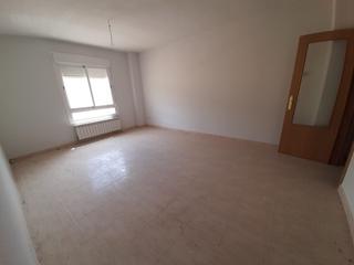 Appartement  Calle fernán gonzález. Piso con garaje y trastero incluido en el precio