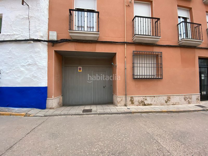Foto 4b66a999-dbe0-41a4-b3e2-ae66bd0cd2a9. Aparcament cotxe a Campo de Criptana