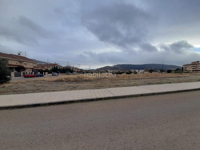 Foto b7dac1d8-4ea6-434d-8999-3439fc1636b9. Terreno residencial solar en venta zona hospital en Puertollano