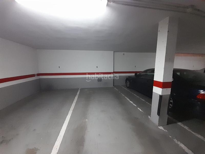 Foto 50bdebff-df9a-45df-8bfc-bd018eaaa268. Parking voiture dans Centro Puertollano