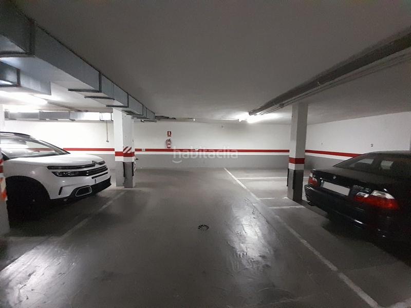 Foto 66d02bec-cbd4-459c-8343-7a225962da43. Parking voiture dans Centro Puertollano