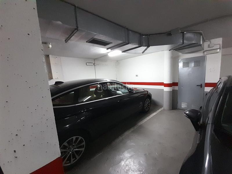 Foto d2f27aca-bc77-4813-a1ad-b74d004a2aa8. Parking voiture dans Centro Puertollano