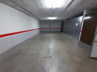 Aparcament cotxe  Calle albacete. Oportunidad cocheras cerradas calle albacete, cerca centro ciuda