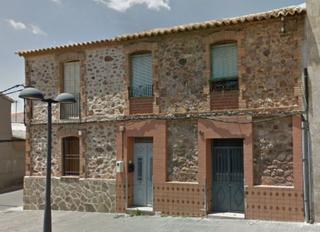Casa adossada  Carretera de puertollano. Casa de dos plantas en argamasilla de calatrava.