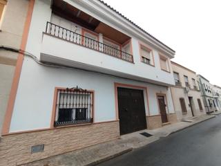 Maison  Calle hidalgo. Casa de dos plantas con 364 m2