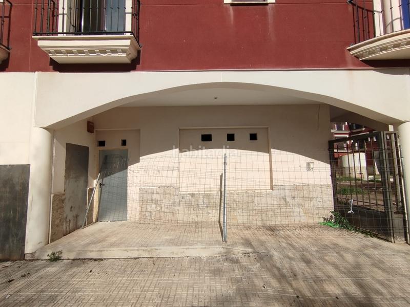 Foto aeb2b298-2e35-49de-8d9e-8a01d4188f6d. Local comercial a Solana (La)