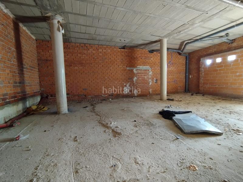 Foto dc56b0e4-6b7c-4e71-a7b7-4915b32e8dc0. Local comercial a Solana (La)