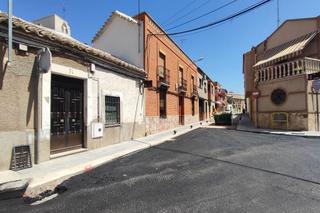 Casa adossada  Calle angosta. Casa de 209 m2 en valdepeñas