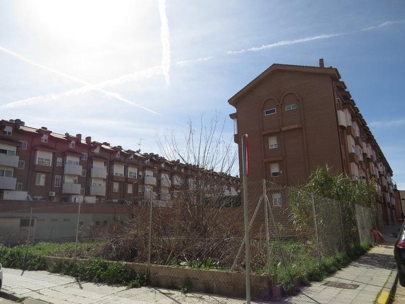 Foto 13b6fb10-e5b8-41c2-9dc9-3047f98a4559. Wohngrundstück in Centro Azuqueca de Henares