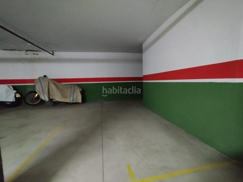 Foto 0cfff4ce-5cb3-4380-8a94-c2fcbc5f4a55. Aparcament cotxe a Solana (La)