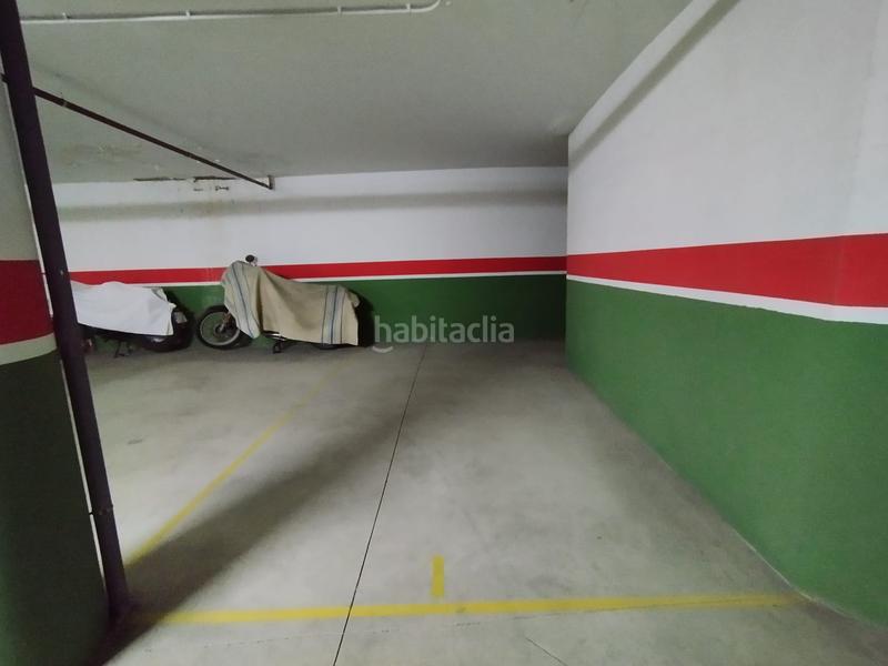 Foto 111f2b1a-20c9-4970-9c0c-b794ee9b75ce. Aparcament cotxe a Solana (La)