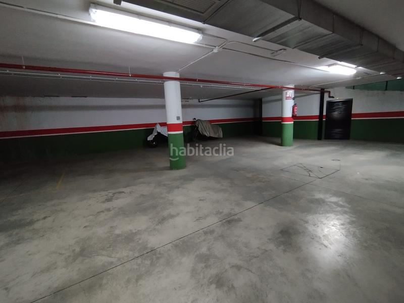 Foto 6c27c048-af64-4df9-81eb-5f6d9c0f0628. Aparcament cotxe a Solana (La)