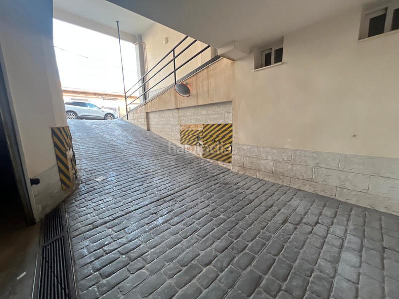 Foto 44ae9679-4696-424f-ab68-a36aed1dc62b. Aparcament cotxe a Villarrubia de los Ojos