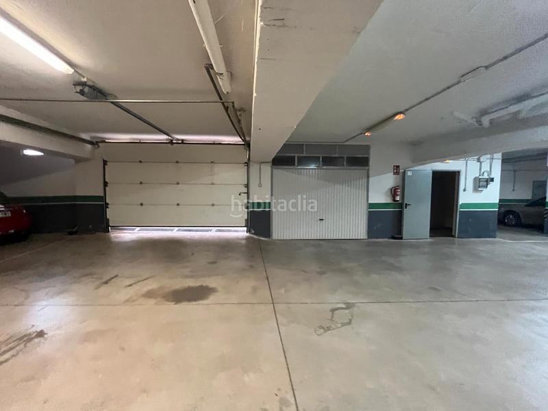 Foto 60162feb-3314-4766-ba86-c0d0df4b29b3. Aparcament cotxe a Villarrubia de los Ojos