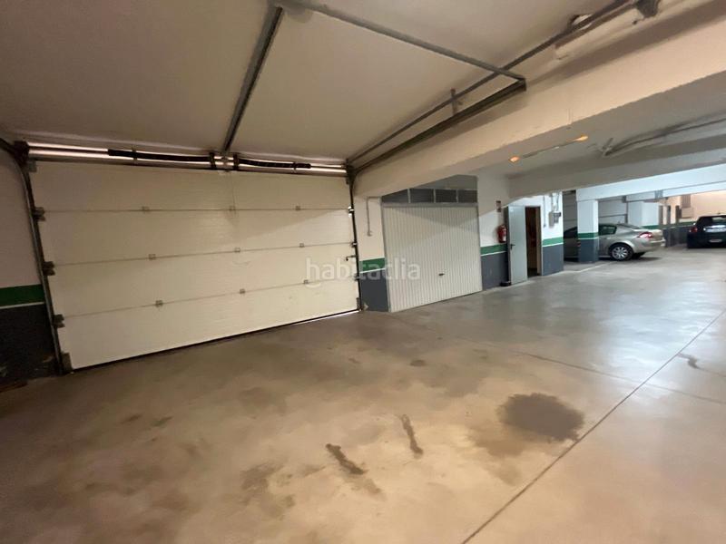 Foto c06657fd-108f-4afe-bcc5-127d1e7a92e3. Aparcament cotxe a Villarrubia de los Ojos