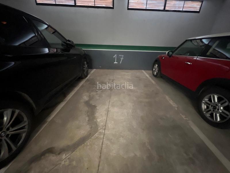 Foto dcb70e62-848f-4b89-8e38-bd0afcf2bd49. Aparcament cotxe a Villarrubia de los Ojos