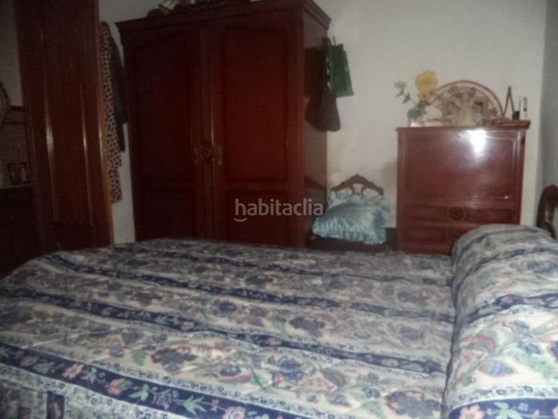 Foto a055c9a2-55e0-4c48-908f-2dbb1a01054f. Reihenhaus in Carretera de Córdoba - Libertad Puertollano