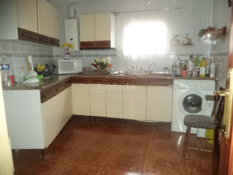 Foto ef746c3e-8d98-4c0f-bb5f-026951004391. Reihenhaus in Carretera de Córdoba - Libertad Puertollano