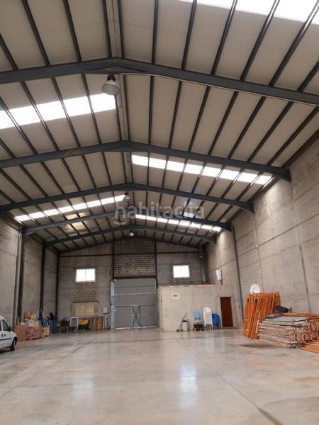 Foto 60e9e07a-1b50-4468-ba81-4c0df4c1ea1e. Nau industrial a Tomelloso