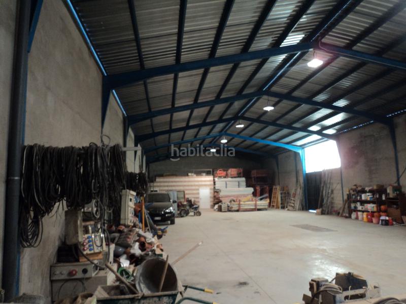 Foto 0eab4e68-555c-4b53-8d79-6898d2903855. Capannone industriale in Tomelloso