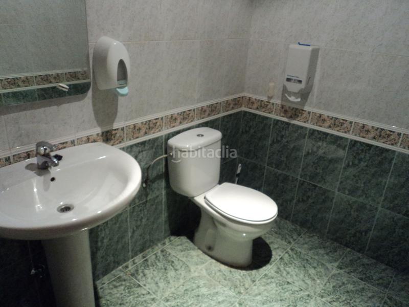 Foto 98ab8561-a53d-4279-8bcf-1e8604aeb622. Capannone industriale in Tomelloso