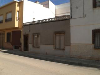Casa  Calle cuenca. Casa en calle triunfo ave maria - tomelloso