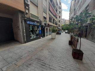 Aparcament cotxe  Calle puerto. Cocheras cerradas en pleno centro de puertollano - calle alameda