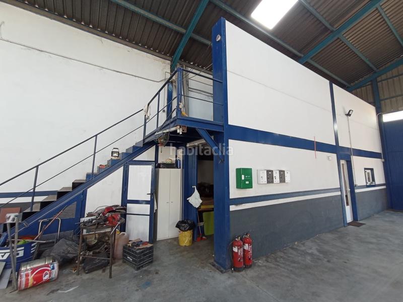 Foto 07f07fa1-f408-4ac8-bc5c-c5ffbbdec064. Nau industrial a Tomelloso