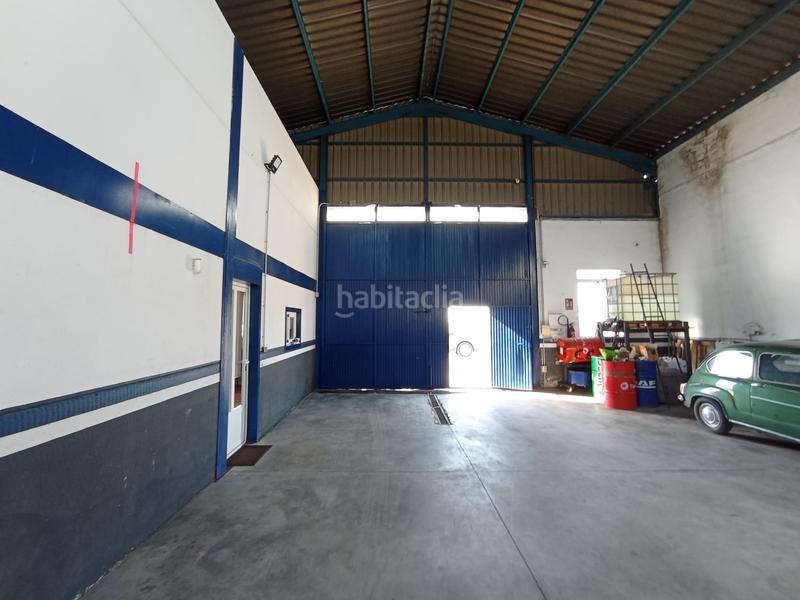 Foto 0be8a38d-6355-464d-9481-1ba6547f0ff8. Nau industrial a Tomelloso