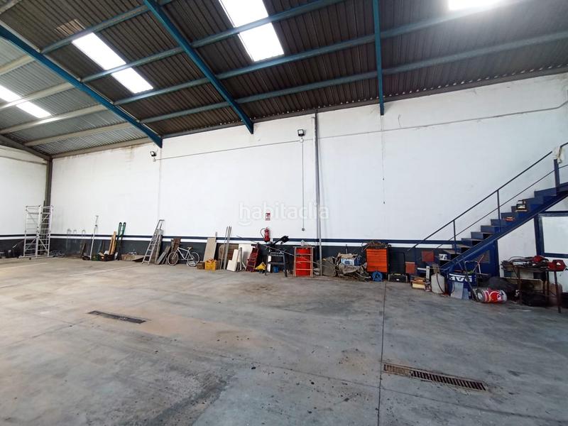 Foto 2ec34cb4-1267-43e1-aa2c-11080158c05c. Nau industrial a Tomelloso