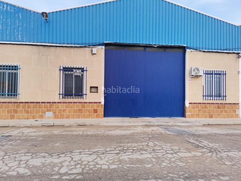 Foto 5b31a7c6-0533-44e3-a285-d3957e068728. Nau industrial a Tomelloso