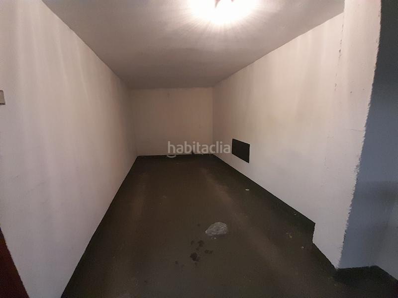 Foto 01d62220-1f0d-4036-b28e-496374eb62a8. Parking voiture dans Centro Puertollano