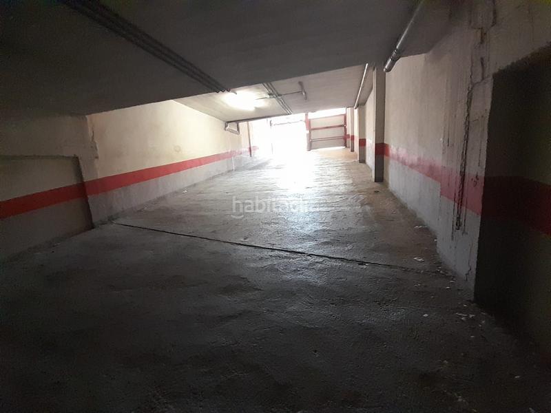 Foto f393a770-c76f-447d-887c-11c43d91dcb2. Parking voiture dans Centro Puertollano