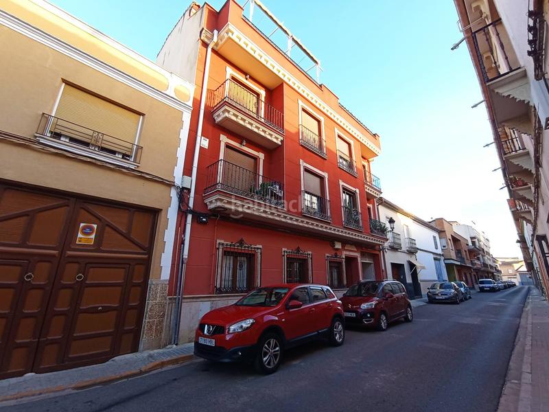 Foto 43935f2f-4ffe-4a24-8023-18f2c91a78bf. Aparcament cotxe a Tomelloso
